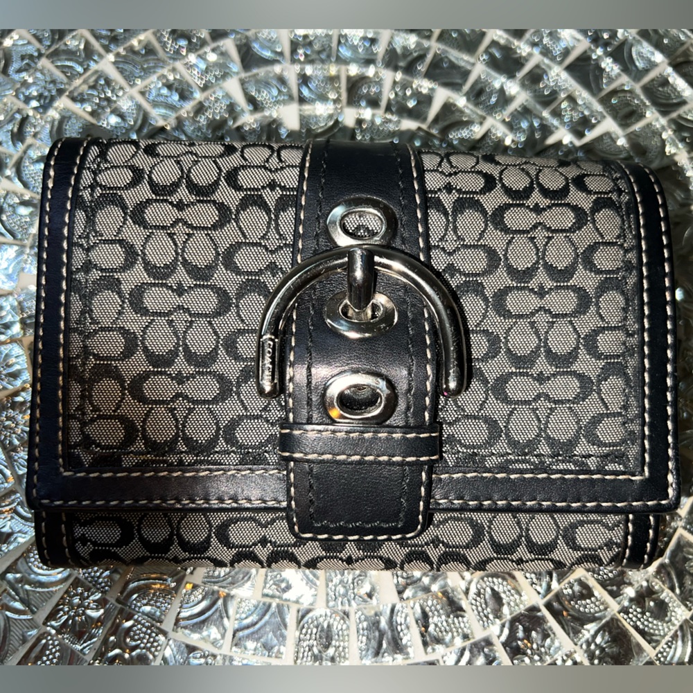 Coach signature wallet